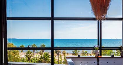 Marina Luxury Jacuzzi Suites by PS