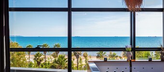 Marina Luxury Jacuzzi Suites by PS