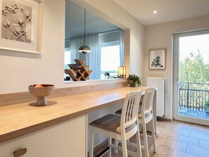 Dining - Stylish holiday apartment Panorama Suite with top view, garden and sauna (Kappelrodeck)