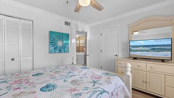 熨斗/熨衣板、免费 WiFi、床单