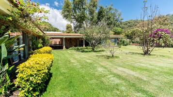 Villa | 3 bedrooms, Internet