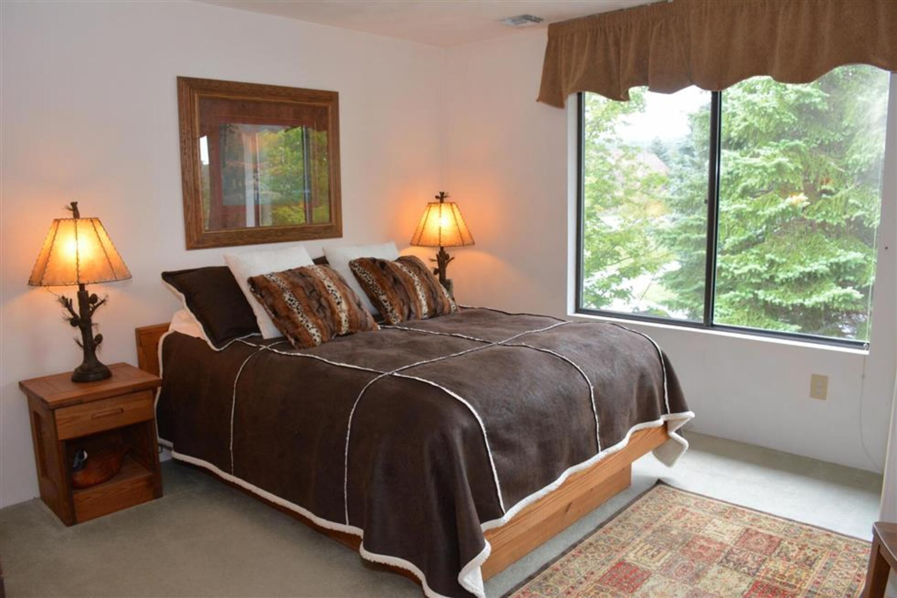 1 bedroom, iron/ironing board, WiFi (free), bed sheets