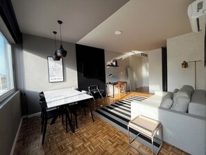 Smart TV, books - Beautiful designer apartment in the heart of the city (Montevideo)