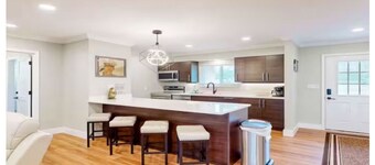 Coastal Cottage Retreat!  Spacious, family friendly escape!
