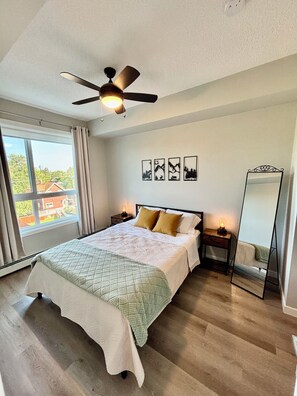 1 bedroom, internet, bed sheets