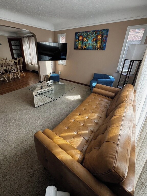 Charming Tudor Home With Dedicated Office, Fitness Room, In West Park/cleveland - Cleveland, OH