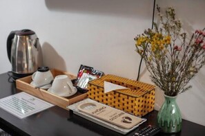 قهوة و/أو ماكينة صنع القهوة