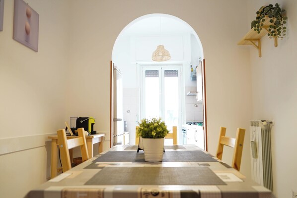 تناول الطعام