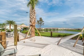 Property grounds - Villa Sanches 4BR w/ Pool – Storey Lake Resort (Kissimmee)