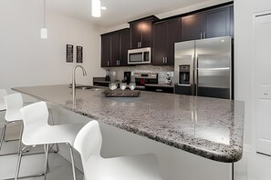 Fridge, microwave, oven, dishwasher - Villa Sanches 4BR w/ Pool – Storey Lake Resort (Kissimmee)