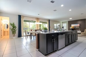 Interior - Solara 5BR Villa w/ Pool, Game Room & Themed Rooms (Kissimmee)
