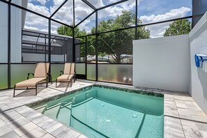 A heated pool - Hidden Forest 4BR Villa w/ Pool (Clermont)