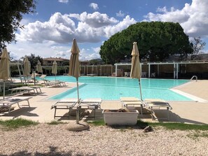 Pool - Three-room apartment with garden 300 mt beach Porto San Paolo (Porto San Paolo)