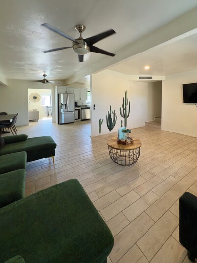 Charming Tucson retreat with Pool!