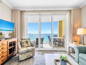 Condo, várias camas (Emerald Isle 1406) | Área de estar