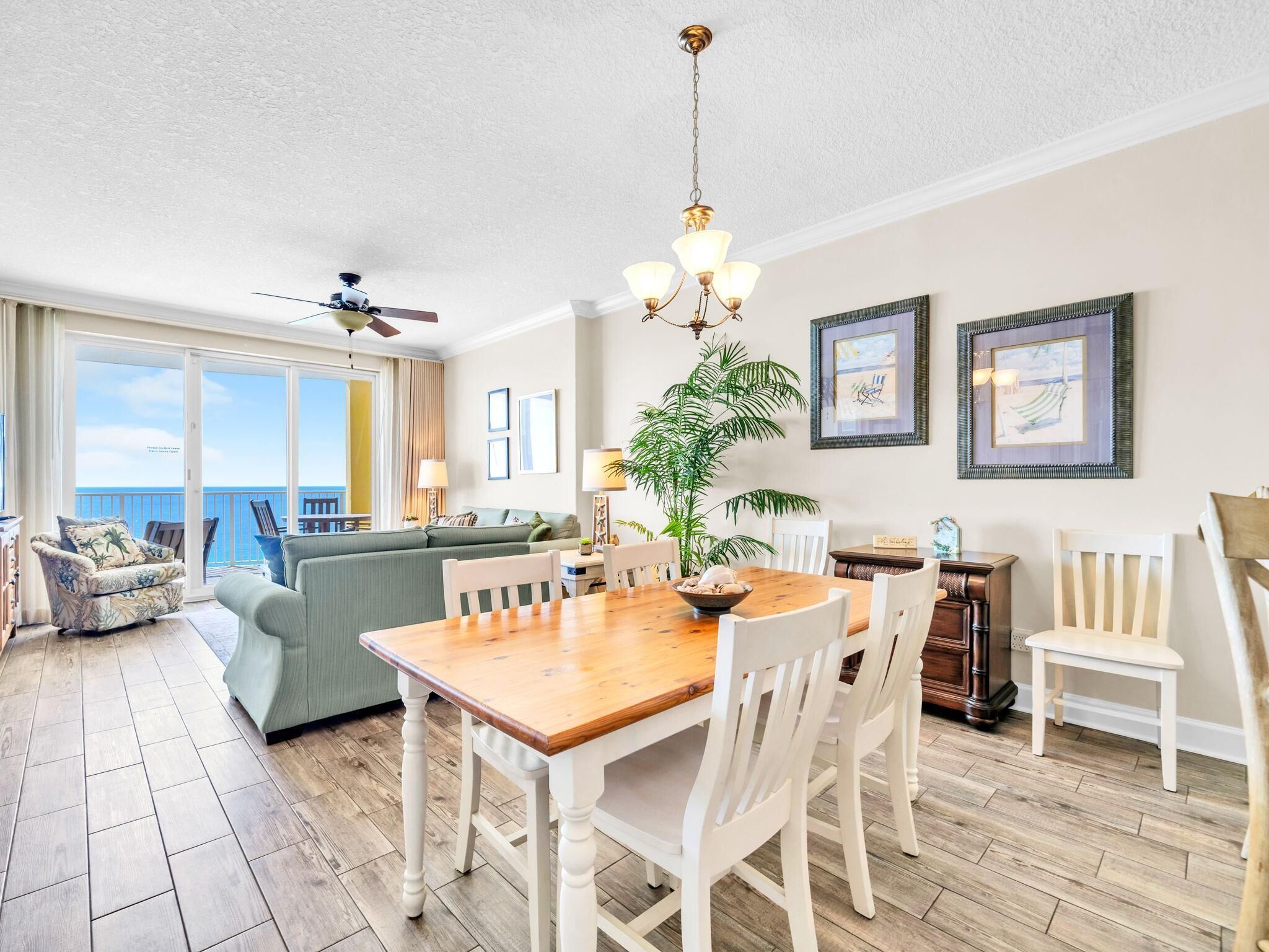 Lägenhet - flera sängar (Emerald Isle 1406) | Restauranger