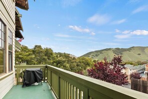 Property grounds - Calm Coastal Retreat in Avila Beach (Avila Beach)