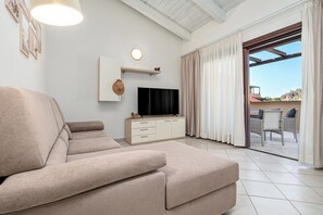 Smart TV - Sunset Vermentino - apartment in Costa Paradiso in residence with pool (Costa Paradiso)