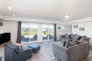 Televisor i llar de foc 