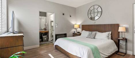 Strygejern/strygebræt, Wi-Fi, sengetøj