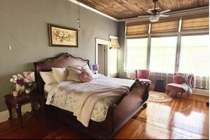 1 bedroom, WiFi, bed sheets - Spacious Anderson Home | King Bed and Private Yard (Anderson)