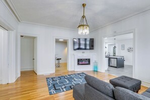 TV, fireplace, video games