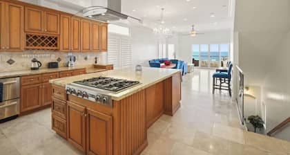 Beachfront 3BR Oasis with Stunning Views