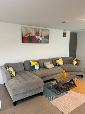 Smart TV - New Home in New Community Near Downtown Houston (Houston)