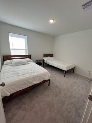 3 多间卧室、免费 WiFi、轮椅无障碍