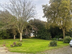 Property grounds - Charming Gîte in the heart of the Landes (Goos)