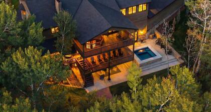Lux Private Mtn Estate, Wildlife, Games, & Hot Tub