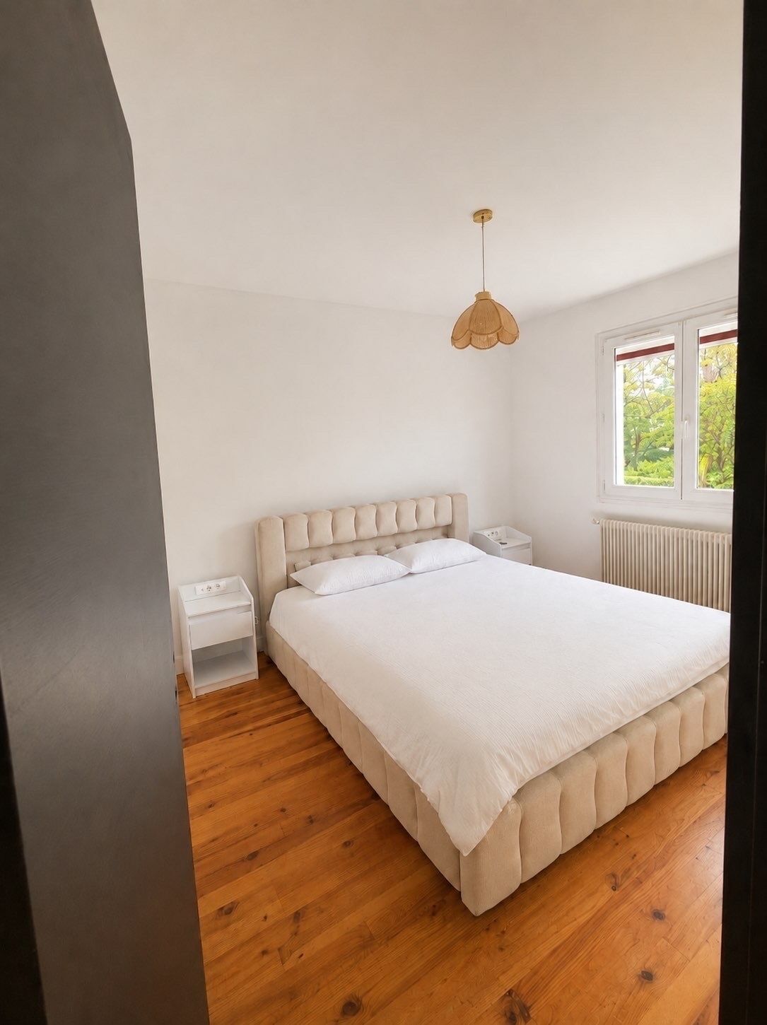 2 chambres, fer et planche à repasser, draps fournis