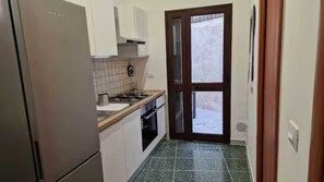 Oven - DONNA RUDIAE WILL HOST YOU IN THE HEART OF SALENTO, IN THE CENTER OF DELICIOUS LECCE. (Lecce)