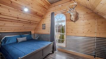 2 soverom, strykejern/-brett, wi-fi og sengetøy