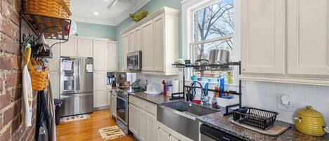 Microwave, coffee/tea maker