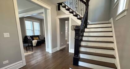 Near Lake and Museum • Modern • Game Area