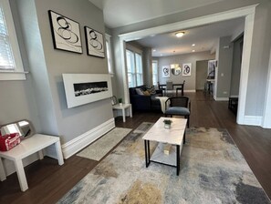 Interior - Near Lake and Museum • Modern • Game Area (Chicago)