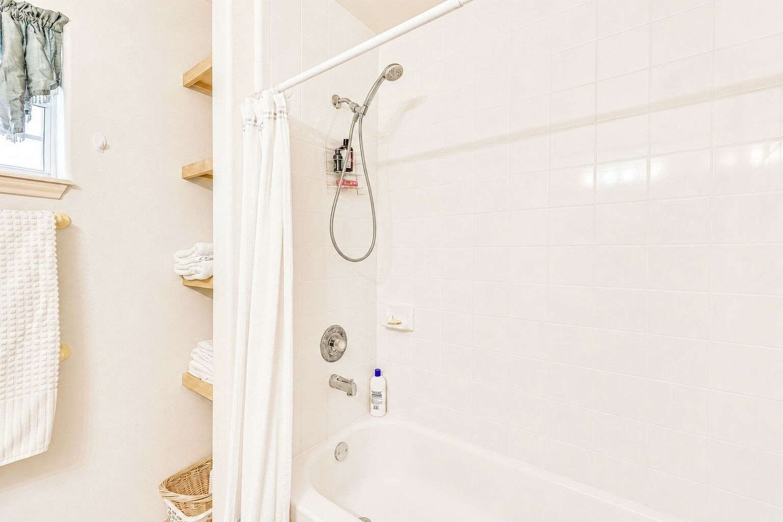 Hair dryer, towels
