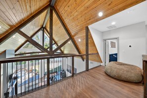 Interior - Lake Buchanan Stunning Views - 3 BR 3BA Fire Pit (Burnet)