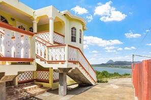 Property grounds - Oceanfront View • Balconies • Free Parking (Vieux Fort)