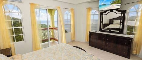 Fer et planche à repasser, Wi-Fi, draps fournis