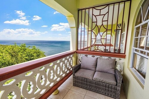 Oceanfront View • Balconies • Free Parking