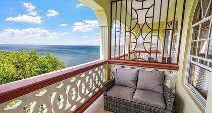 Oceanfront View âą Balconies âą Free Parking