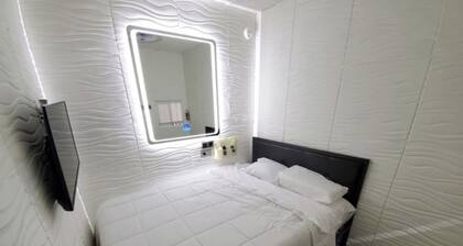 Budget-Friendly Room| Free Coffee | Downtown