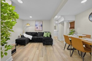 Interior - Private Deck • Pet Friendly • Spacious Courtyard (St. Petersburg)