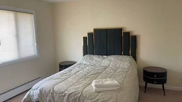 5 Schlafzimmer, Bügeleisen/Bügelbrett, WLAN