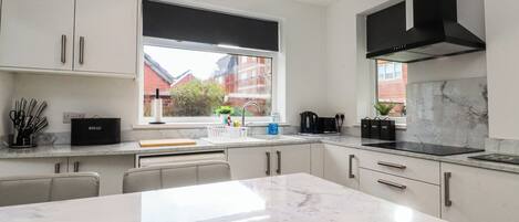 คอทเทจ | ครัวส่วนตัว | เครื่องครัว/จาน/ช้อนส้อม