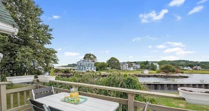 Elevated Fish & Ships on Canal: Walk to Beach,Park