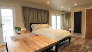 1 bedroom, individually decorated, individually furnished, free WiFi