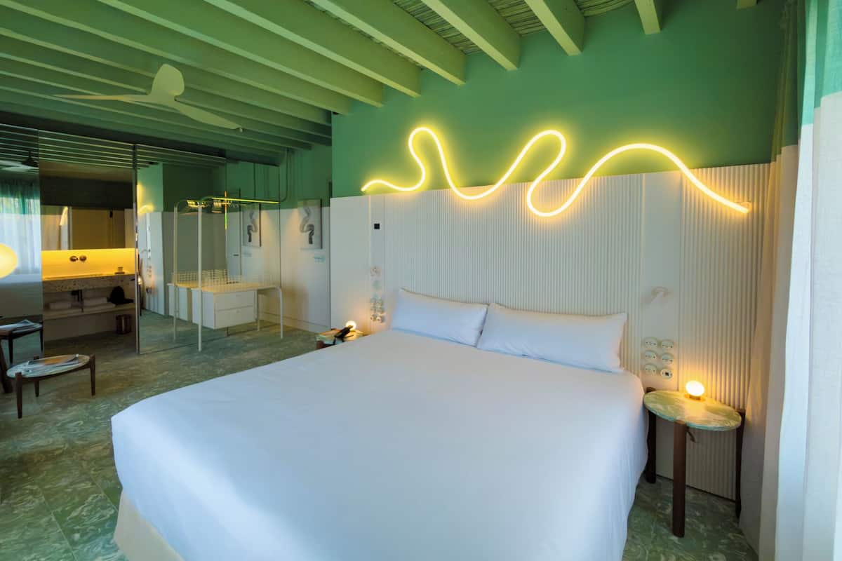 In-room safe, laptop workspace, blackout curtains, soundproofing